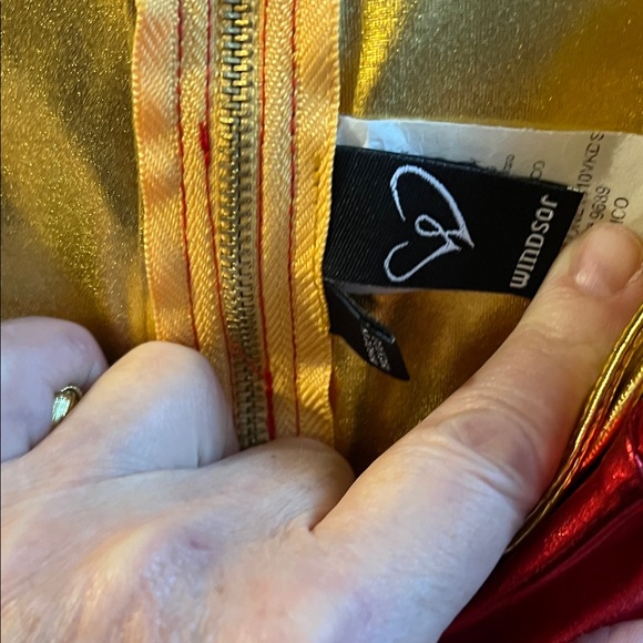 Windsor Gold and Red Zippered Wonder Woman/Lady Justice Star Print Metallic Body - Picture 2 of 7